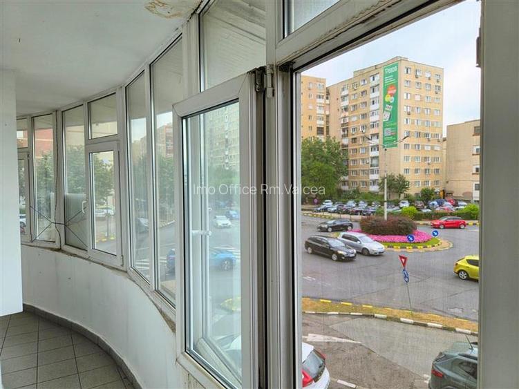 OSTROVENI - Etaj 1 - Spatiu cu vizibilitate stradala - Cabinet medical/birouri - 13