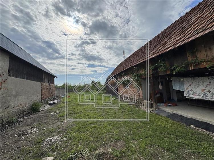 Casa individuala de vanzare, Arpasu de Sus, priveliste spre munti - 25