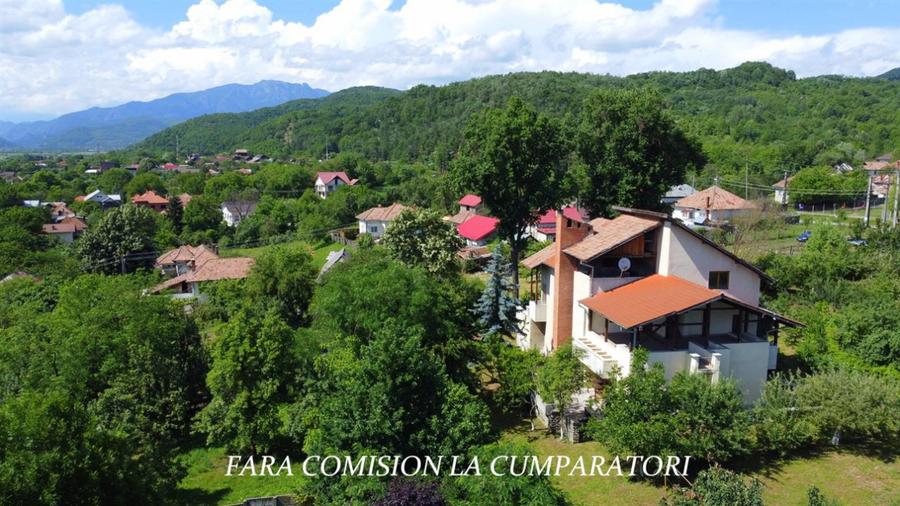 VILA SPECTACULOASA TEREN 2328 MP