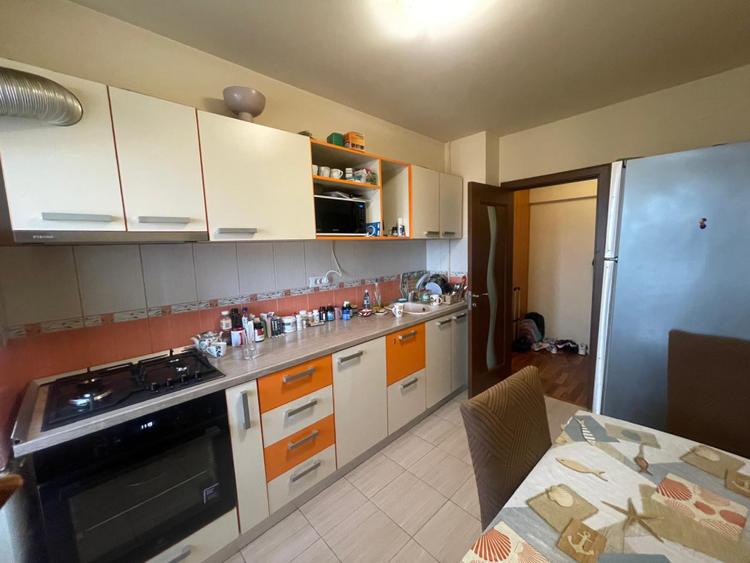 Apartament decomandat 4 camere, 97.83 mp - zona McDonald's