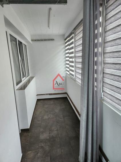 Apartament 2 camere , Podu Ros, eetaj intermediar