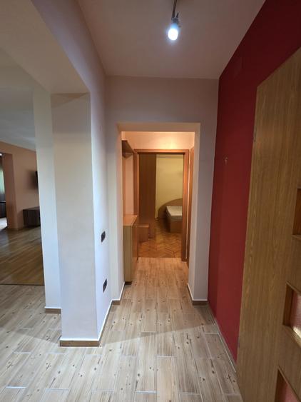 🏡 Apartament cu 4 camere situat în zona Facultății de Medicină- 2475