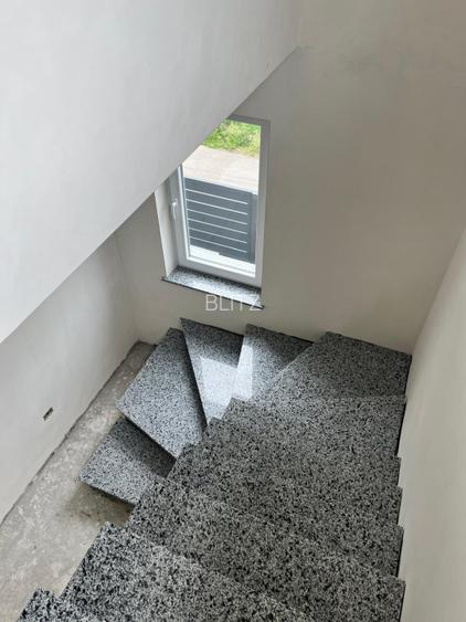 Duplex, 158 mp , partial mobilat, Radauti
