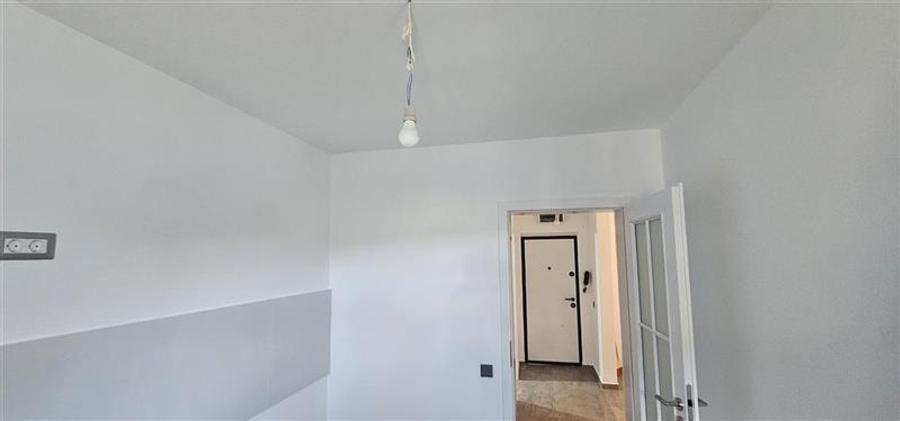 Vanzare apartament 2 camere Renovat Titan-Metrou