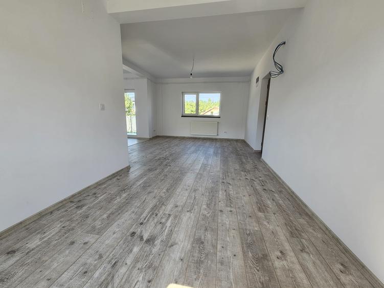 Apartament 2 camere cu 2 balcoane,finalizat, Visani, parcare,cod 153163