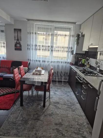 Apartament 2 camere în zona STRAZII OASULUI