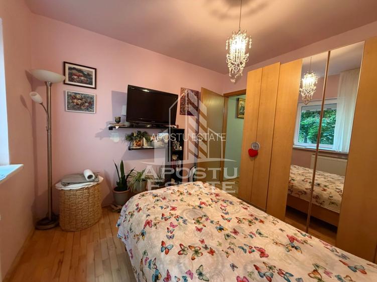 Apartament de vanzare cu 2 camere, cu centrala, parter, in  Aradului - 2