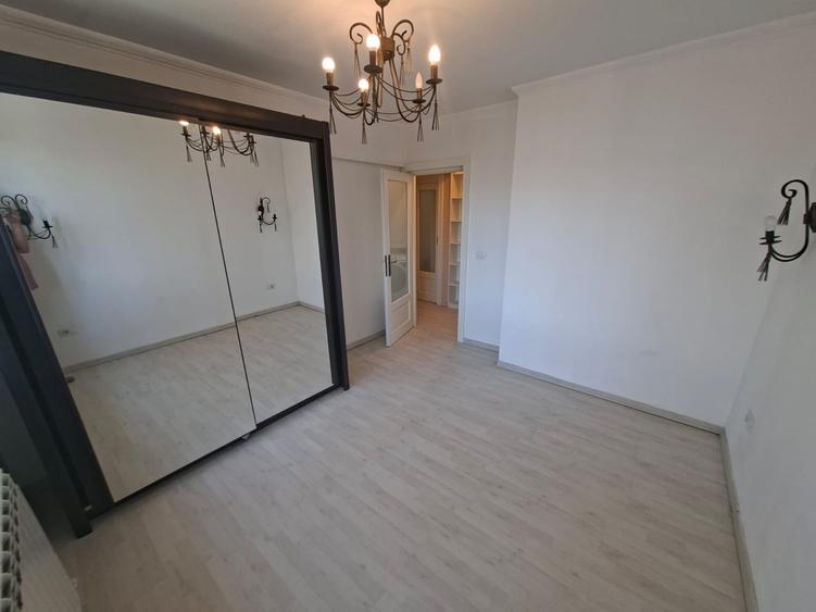 Apartament cu 3 camere, zona Piata Unirii - UMF
