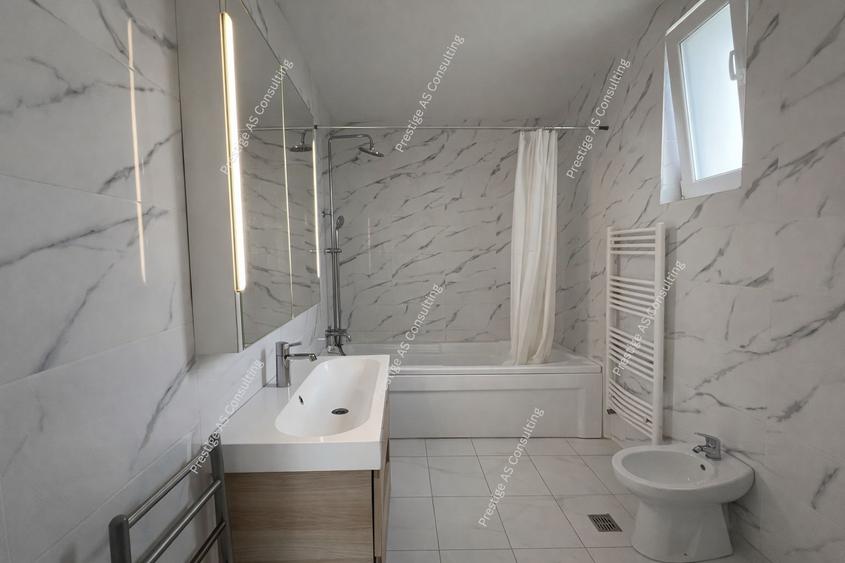 Vila individuala renovata complet | 6 camere | 500 mp teren | Str Jean Monnet