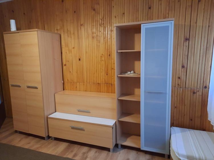 Berceni-Aparatorii Patriei vav Spiru Haret, 2 camere mobilate, mansarda in vila