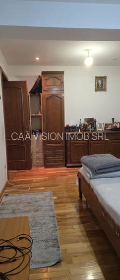 Vila de vanzare cu teren generos zona Ciolpani - 36