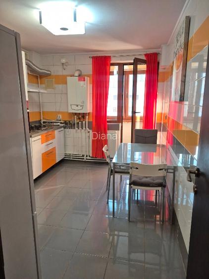 Un apartament cochet, cu parcare proprie, aproape de parcuri si birouri