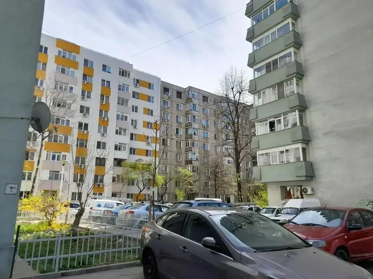 RAHOVA MARGEANULUI 4 CAMERE ETAJ 3/10 BLOC 1986