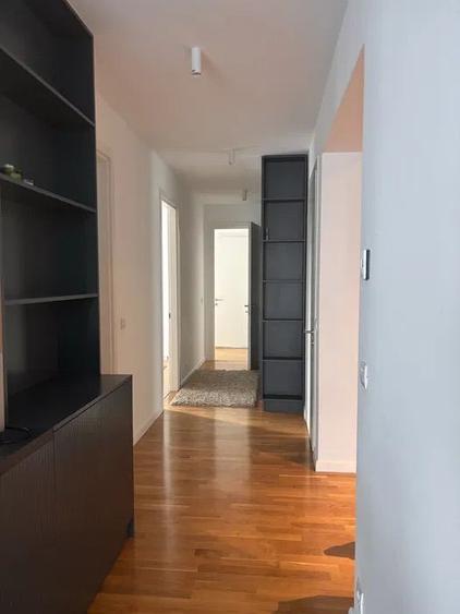 Apartament 3 camere 2 bai Luxuria zona Domenii Expoziției cu Parcare