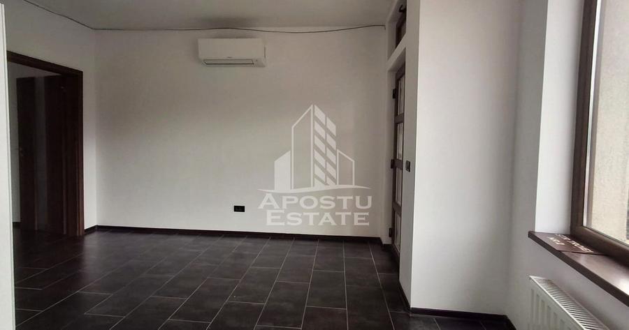 Spatiu comercial cu etaj, pentru activitati diverse
