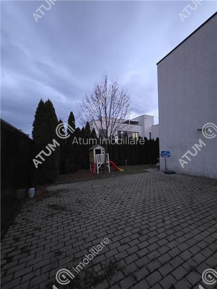 Casa 4 camere 3 bai terasa si teren 250 mp zona Octavian Goga Selimbar - 34