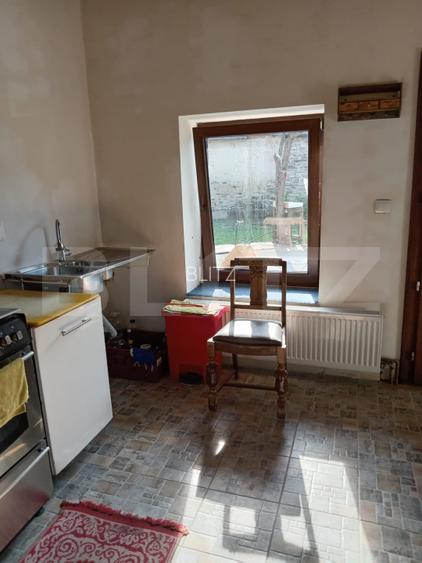 Casă complet renovată, 3 camere, teren 3800 mp – comuna Părău - 16