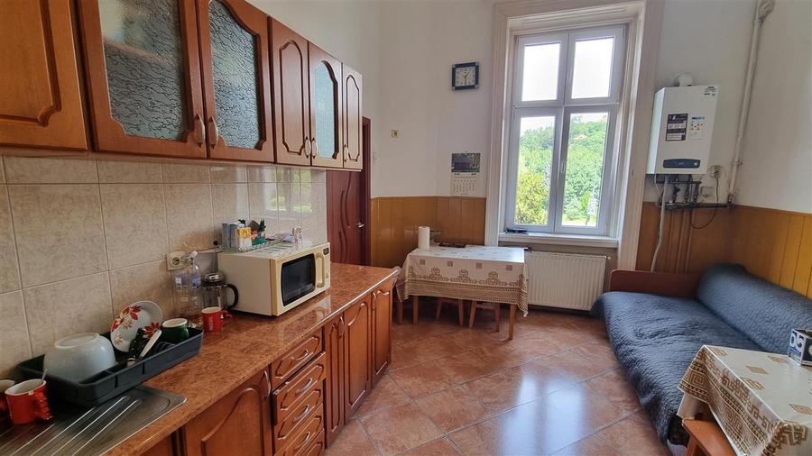 Apartament  clasic de doua camere zona Centrul Istoric