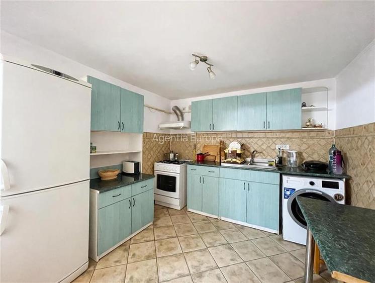 Casa de vanzare P+M zona centrala Tulcea - 25