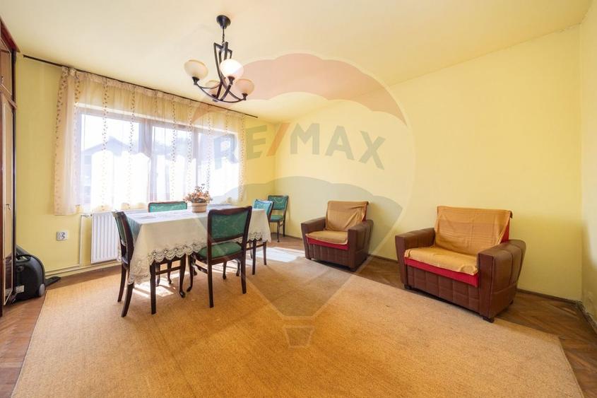 Casa cu 4 camere si 520 mp teren in Rasnov, Str. Panduri