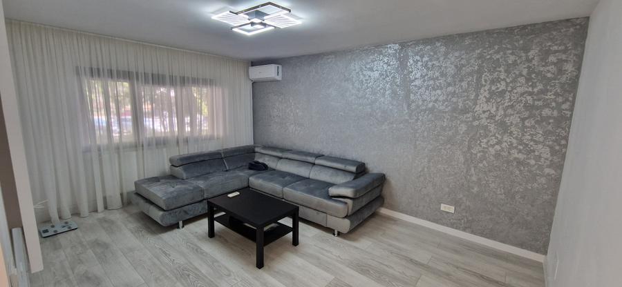 Apartament 4 camere, 86 mp, zona Lapus