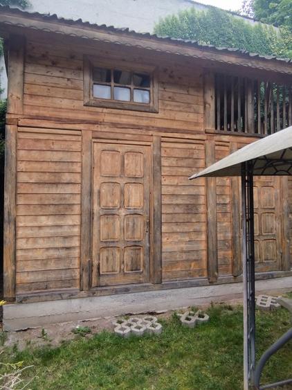 Vand casa in zona centrala DS+P cu 5 cam.