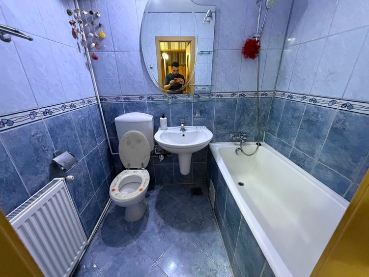 Titan 4 Camere Bloc Reabilitat Instalatii Schimbate Centrala Pret Negociabil
