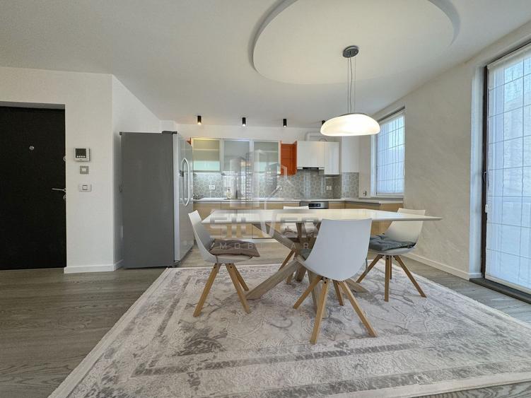 Apartament cu 3 camere/80 mp/garaj/RIVIERA LUXURY RESIDENCE.