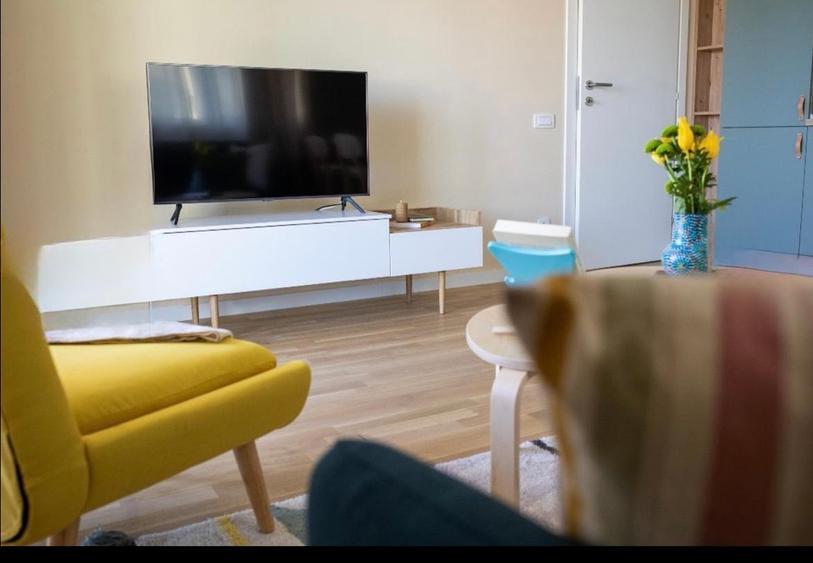 Închiriere apartament 2 camere complex Central/Stefan cel Mare