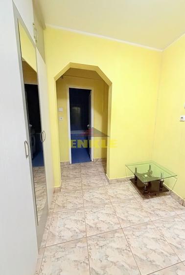 De vanzare apartament cu 2 camere, zona Bucovina