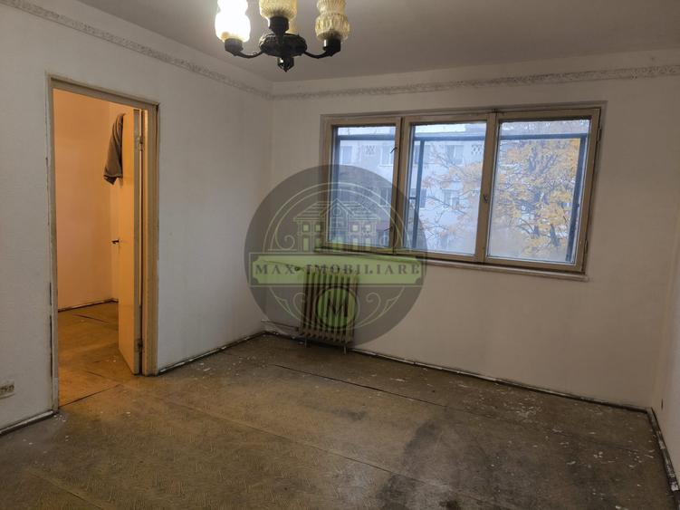 Apartament 3 camere NEDECOMANDAT – Zona Malu Roșu / Erou Sergent Mateescu