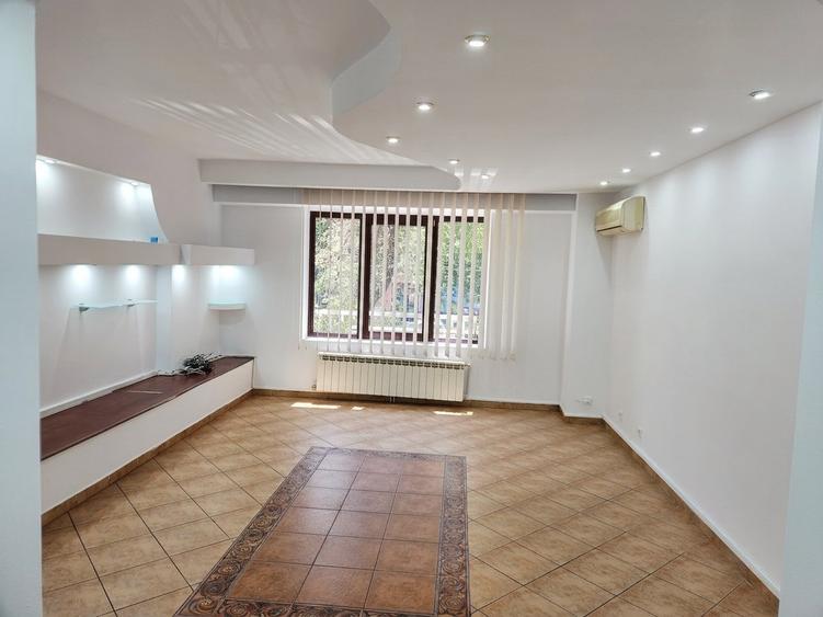 Apartament 3 camere decomandat pe Octavian Goga 23 bl. M106