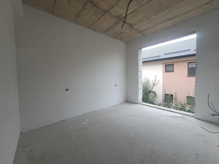 Vila noua P+1+M,Popesti Leordeni