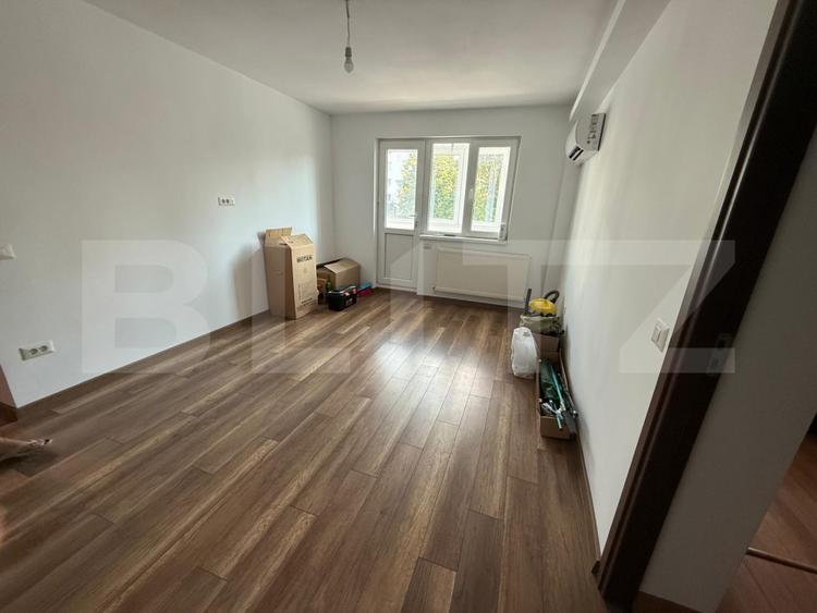 Apartament 3 camere, 58 mp, renovat complet - zona Tatarasi
