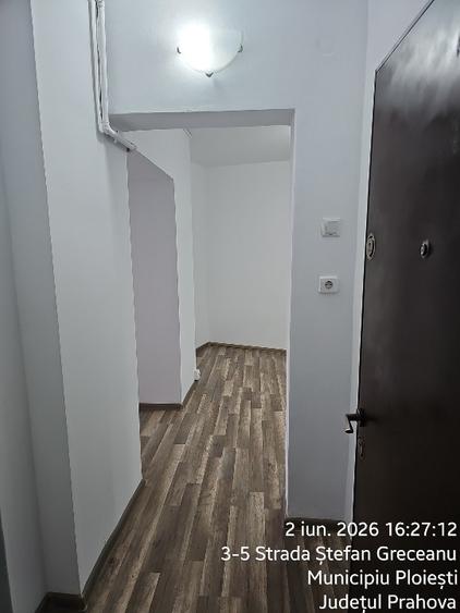 Spaiu birouri ULTRACENTRAL,vedere stradala,,panori luminoase pt logo,,supraf vit