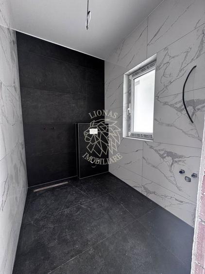 Casa Finisata 164 mp con.-teren 400 mp-garaj-1 km de Podul Jelnei