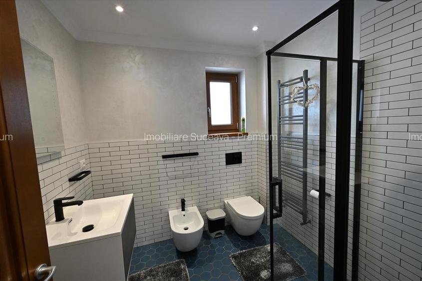 Casă de Lux în Suceava | 300 MP Utili | 5 Dormitoare | 5.000 MP Teren - 15
