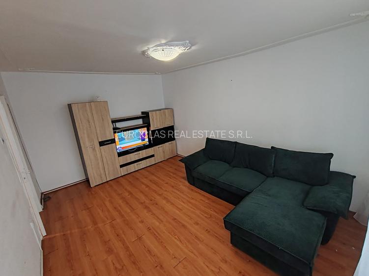 Apartament 2 camere decomandat - Casa de Cultura - 108.000 euro(Cod E6) - 2