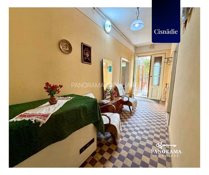 Casă cu grădină proprie, garaj, pivniță și teren în centrul Cisnădiei - 7