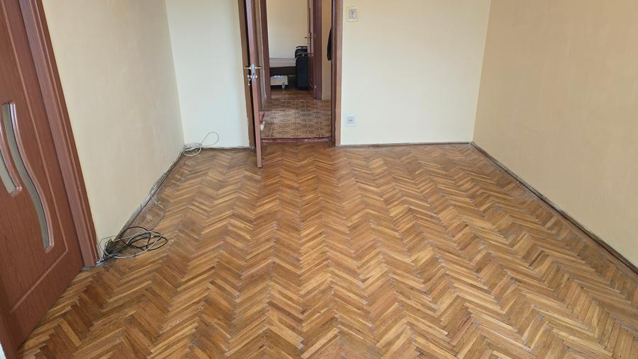 Vand apartament 3 camere cu intrari separate in Deva, zona Minerului,