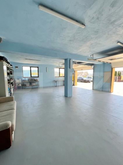 Spatiu comercial, 98 mp, zona La Soare