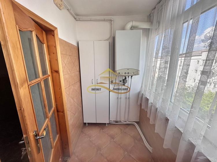 De vanzare apartament 2 camere decomandate Nord Bacau