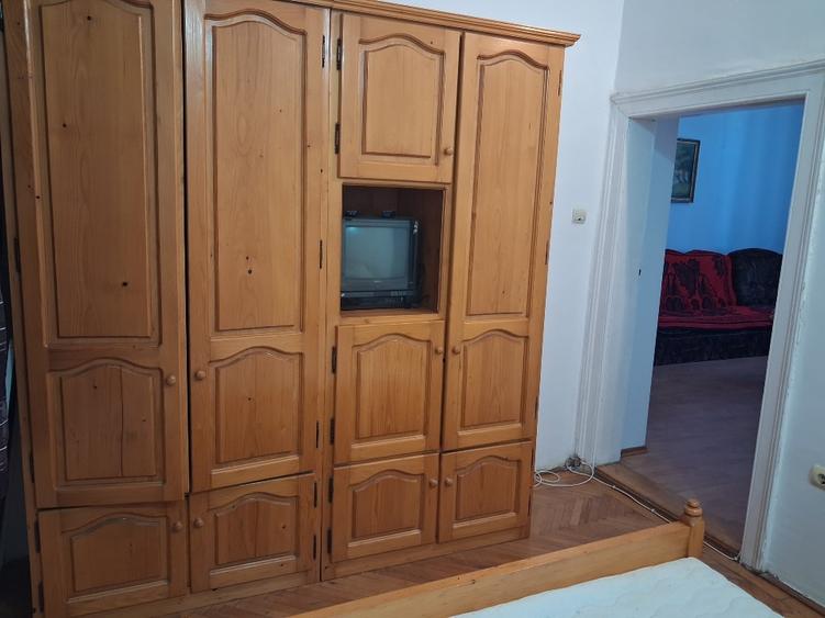 Închireie apartament 2 camere, clădire istorică, zona Iosefin-Sinaia