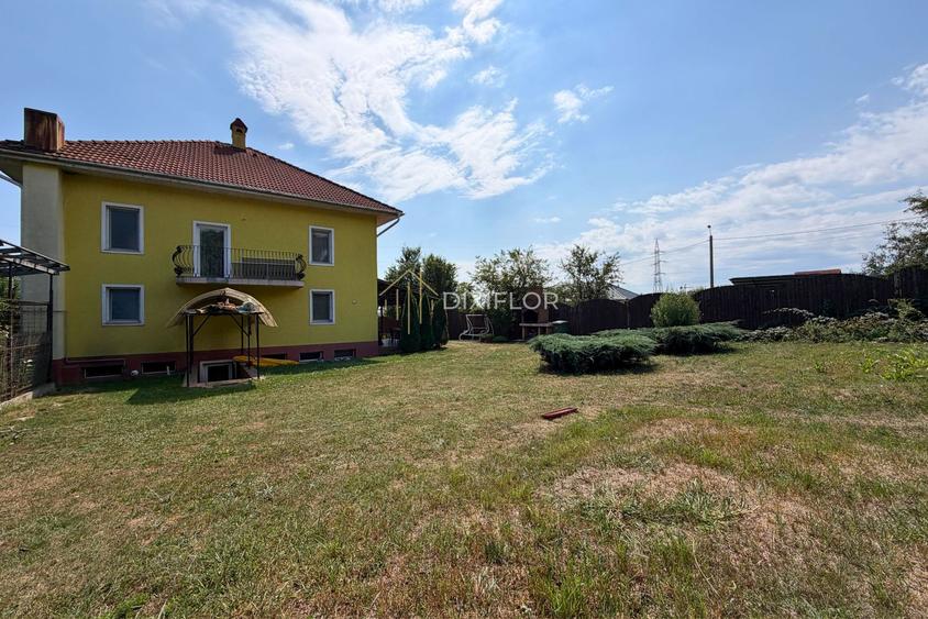 Casă individuală cu 3 nivele | Str. Mărului | 239.000 €