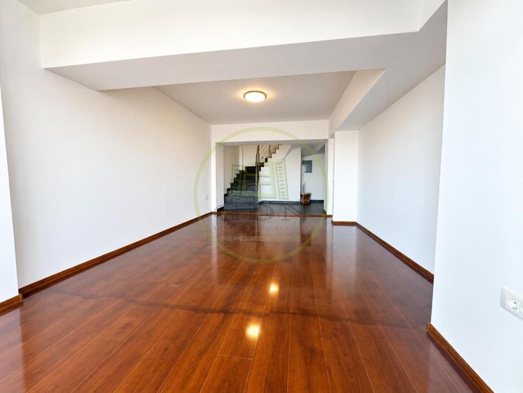 Spațiu birouri premium 200 mp | 2 niveluri | 2 terase panoramice | Bd. Unirii 45