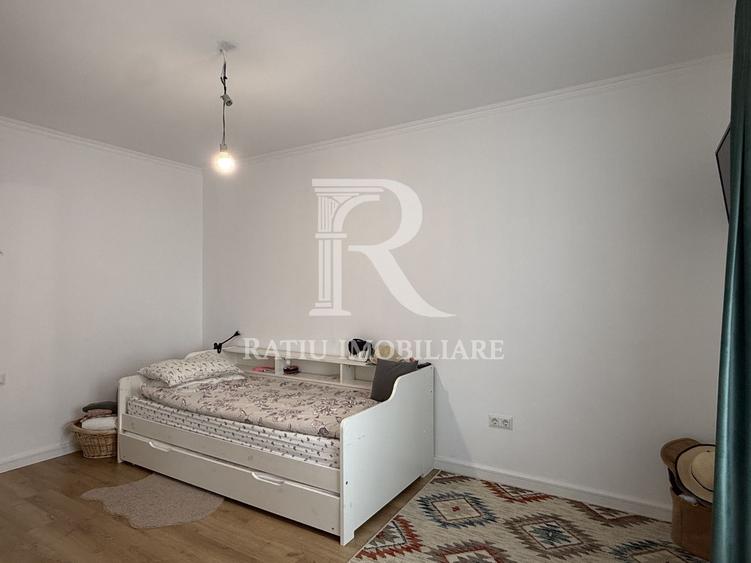 Casa cu 5 camere la cheie | Santandrei | Bihor