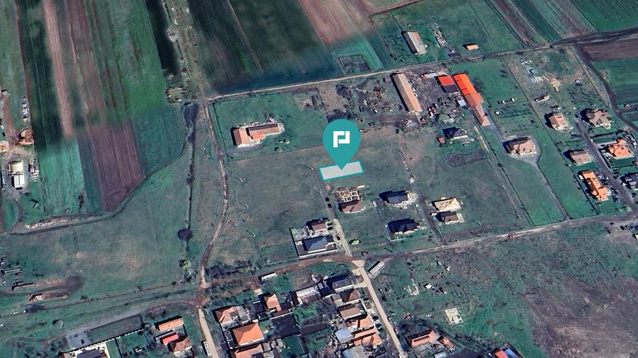 Loc de casa de 540mp în Livada