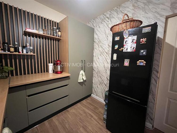 Lugoj, Casa 130 Mp. Teren 250 Mp. Central, Zona ZERO - 17