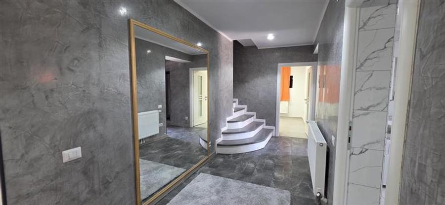 Casa premium de vanzare Parcul Chindia 4 dormitoare teren 500 mp