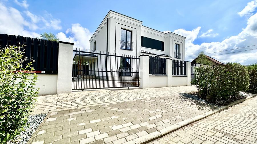 Duplex elegant | 4 camere | 3 bai | zid dublu | Mosnita Noua - 2